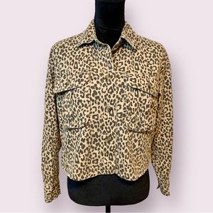 AEO American Eagle Outfitters Leopard Button Shirt Jacket Shacket Cropped Small